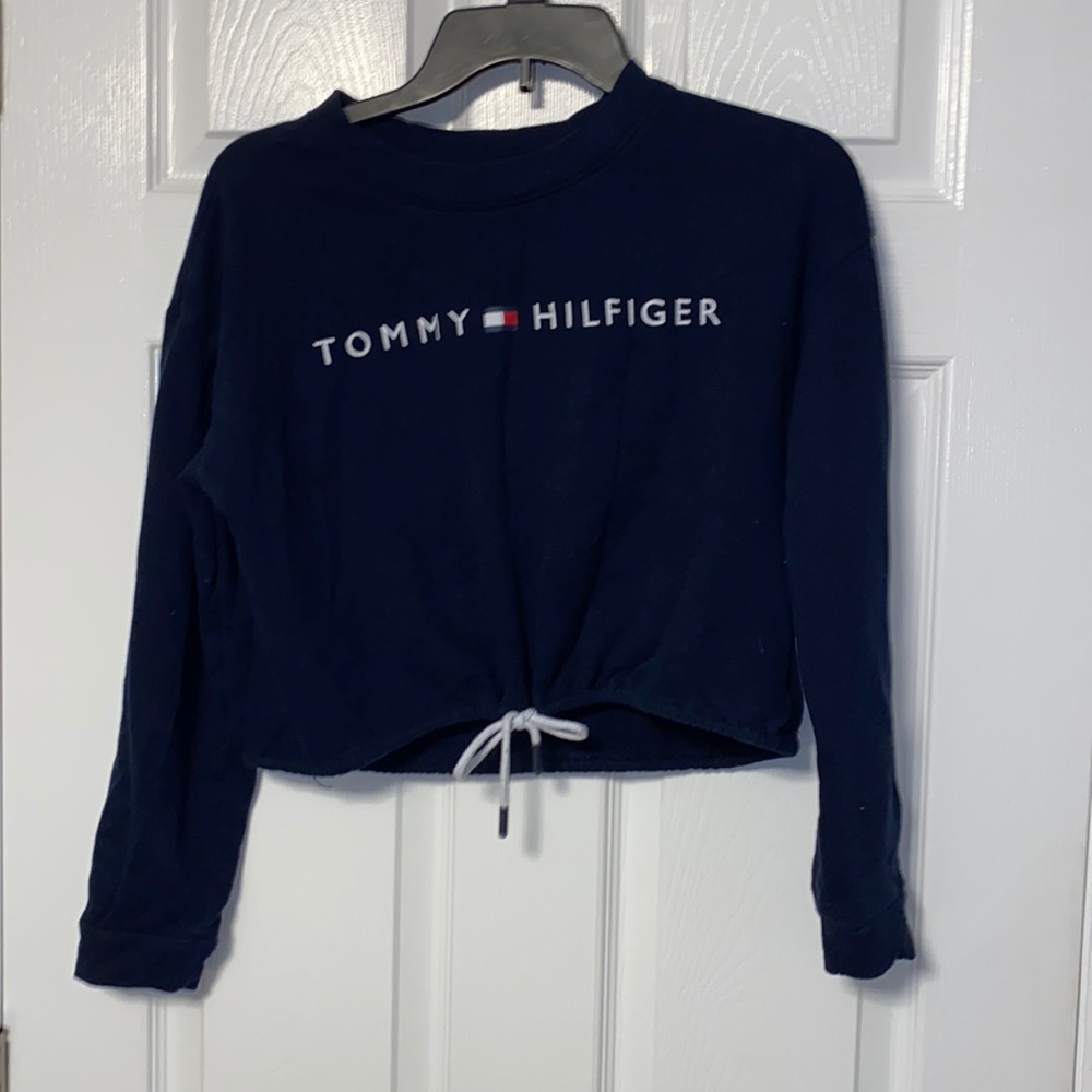 Tommy Hilfiger cropped crew neck with drawstring bottom